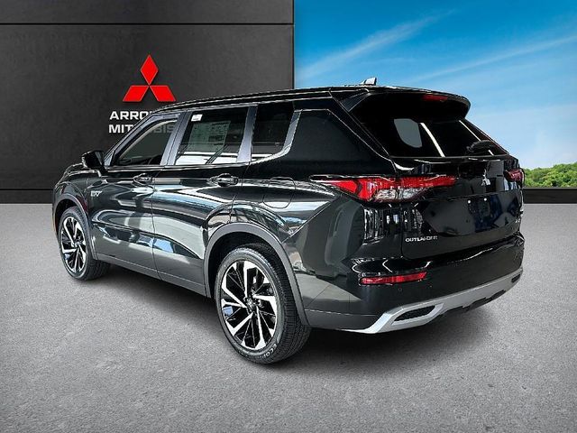 2025 Mitsubishi Outlander Plug-In Hybrid SE