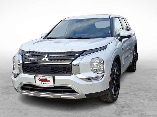 2025 Mitsubishi Outlander Plug-In Hybrid SE