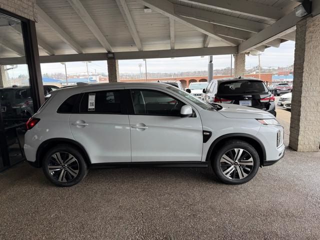 2025 Mitsubishi Outlander Sport ES