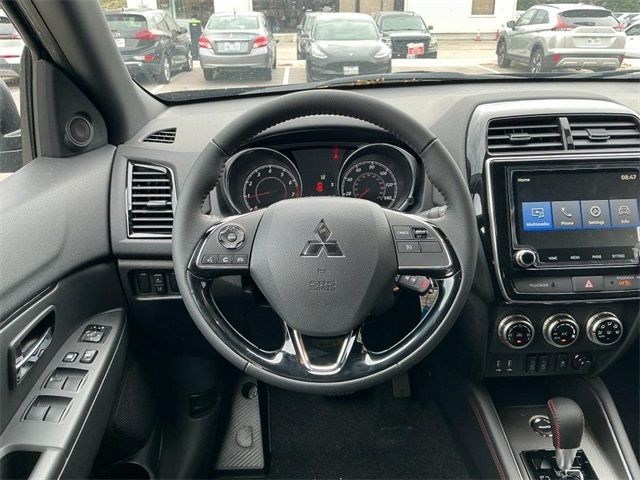 2025 Mitsubishi Outlander Sport LE