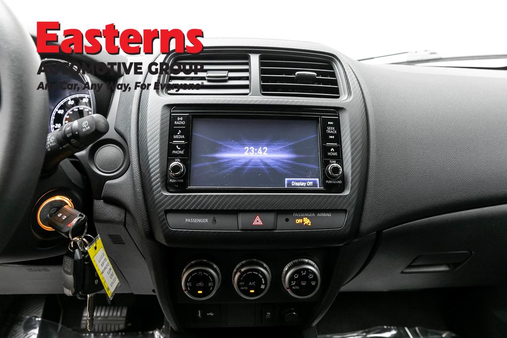 2025 Mitsubishi Outlander Sport 52