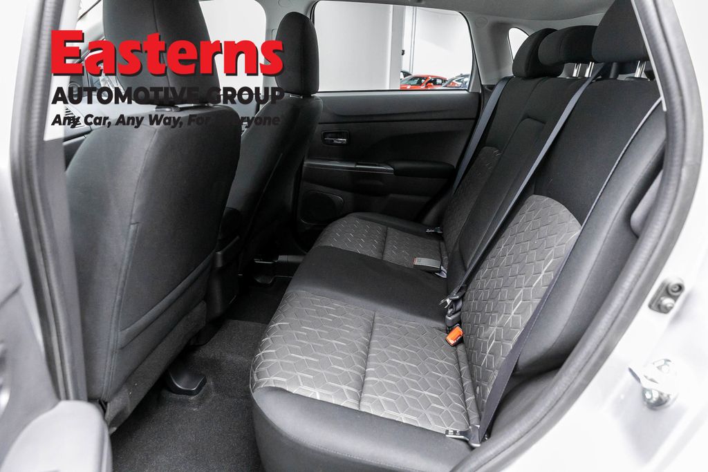 2025 Mitsubishi Outlander Sport 47