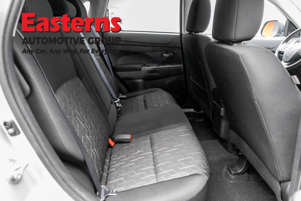 2025 Mitsubishi Outlander Sport 46