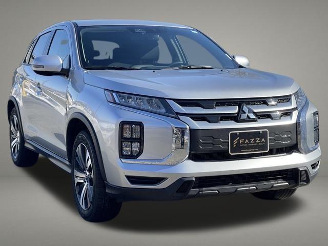 2025 Mitsubishi Outlander Sport SE