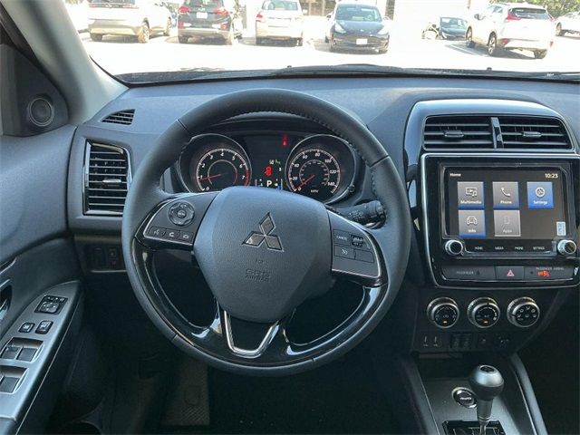 2025 Mitsubishi Outlander Sport SE