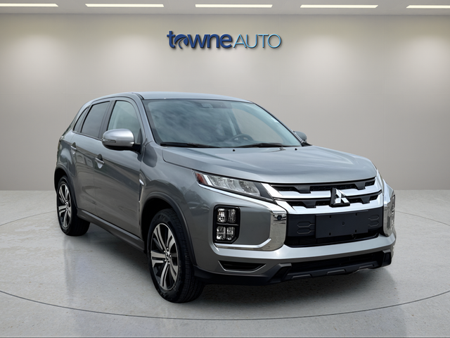 2025 Mitsubishi Outlander Sport SE
