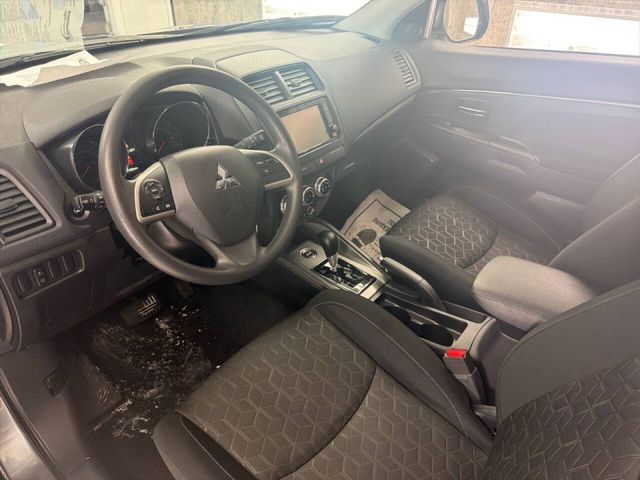 2025 Mitsubishi Outlander Sport ES