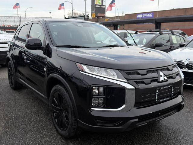 2025 Mitsubishi Outlander Sport LE