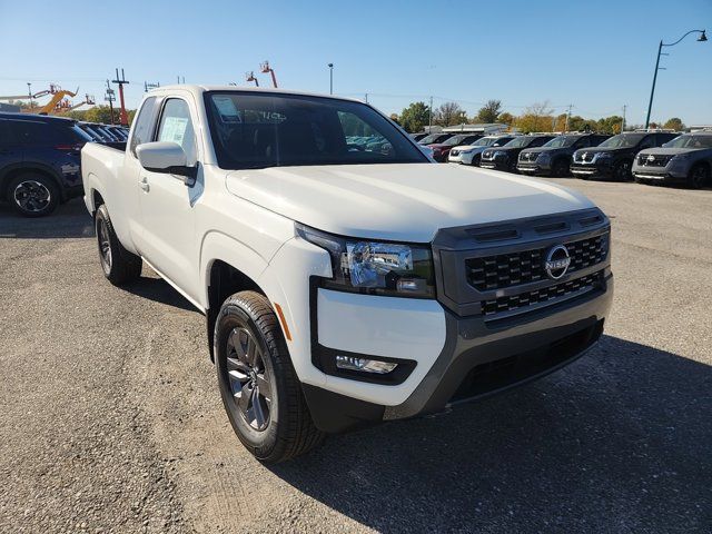 2025 Nissan Frontier SV