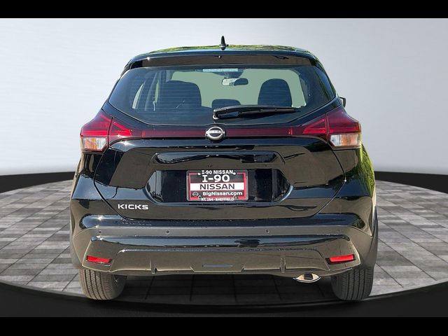 2025 Nissan Kicks Play S