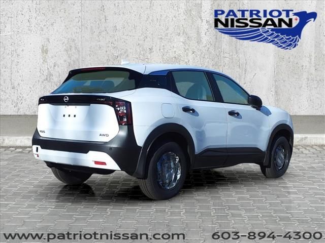 2025 Nissan Kicks S