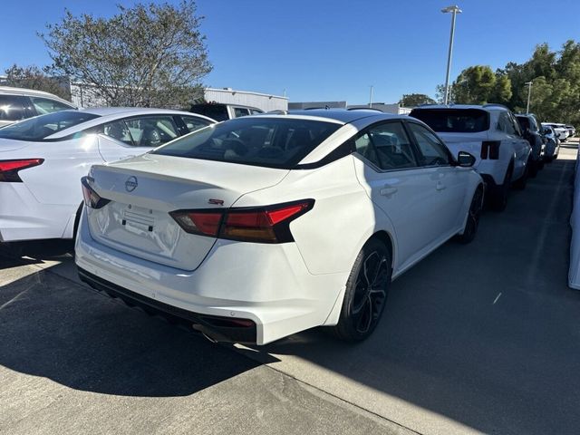 2025 Nissan Altima SR