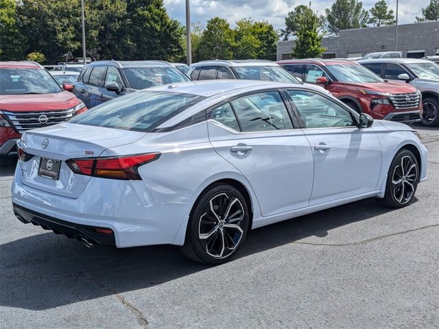 2025 Nissan Altima SR