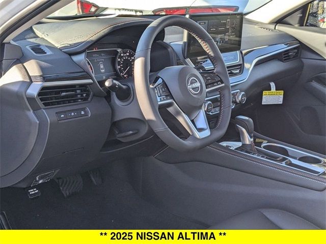 2025 Nissan Altima SR