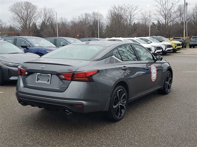 2025 Nissan Altima SR