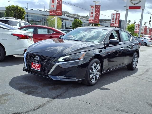 2025 Nissan Altima S