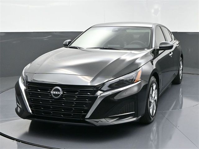 2025 Nissan Altima S