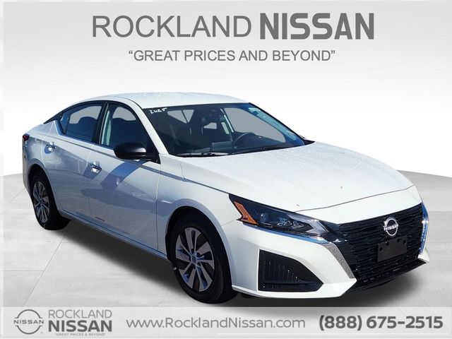 2025 Nissan Altima S