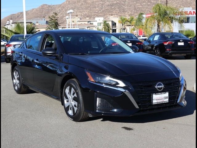 2025 Nissan Altima S
