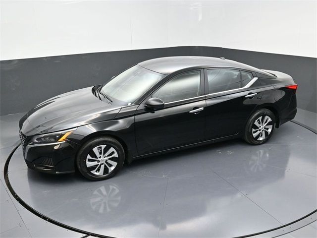 2025 Nissan Altima S