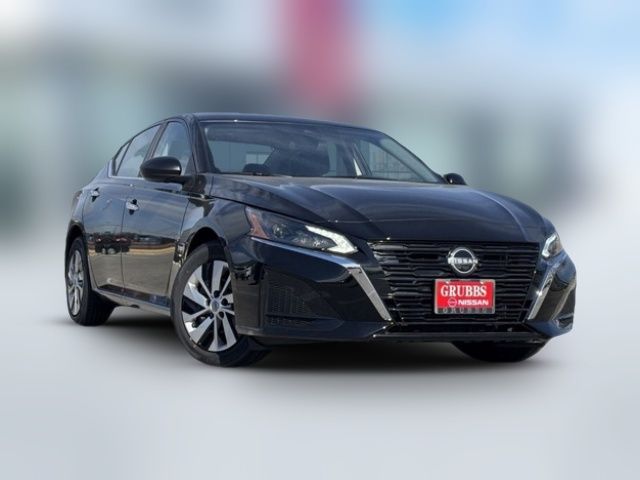 2025 Nissan Altima S