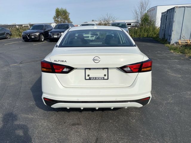 2025 Nissan Altima S