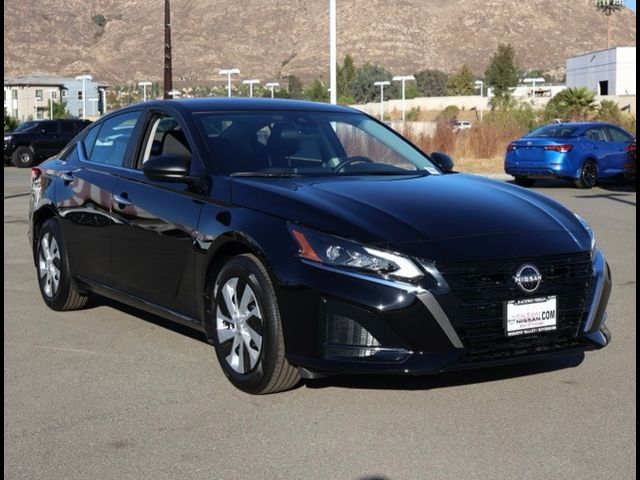 2025 Nissan Altima S
