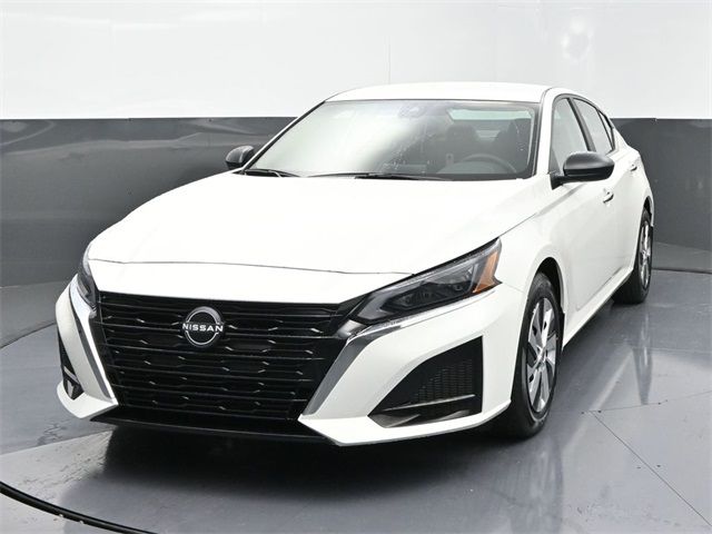 2025 Nissan Altima S