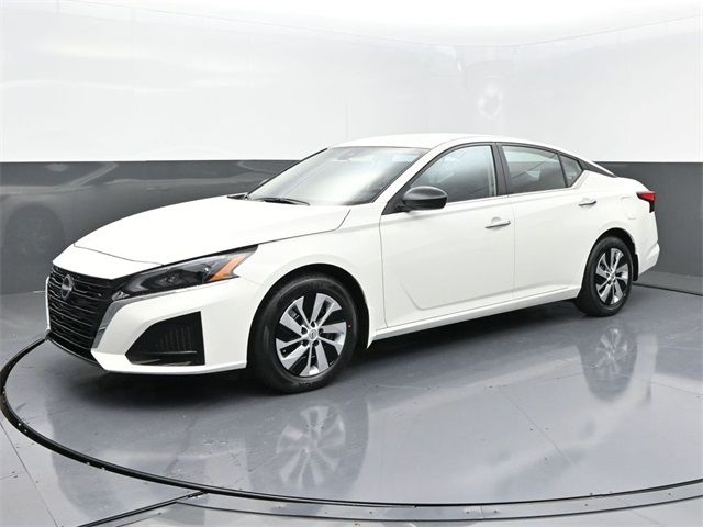 2025 Nissan Altima S