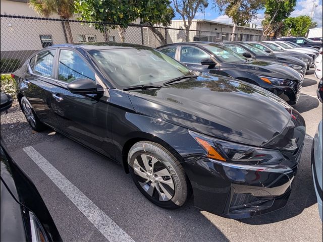 2025 Nissan Altima S