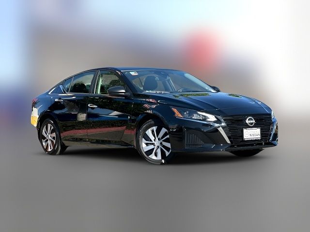 2025 Nissan Altima S
