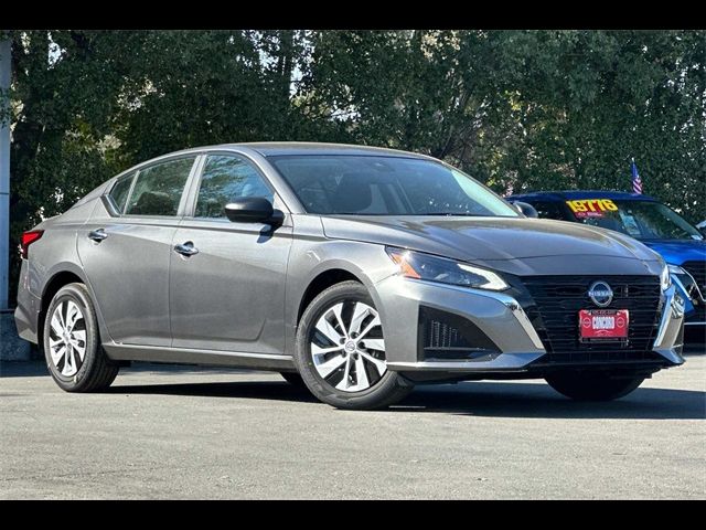 2025 Nissan Altima S