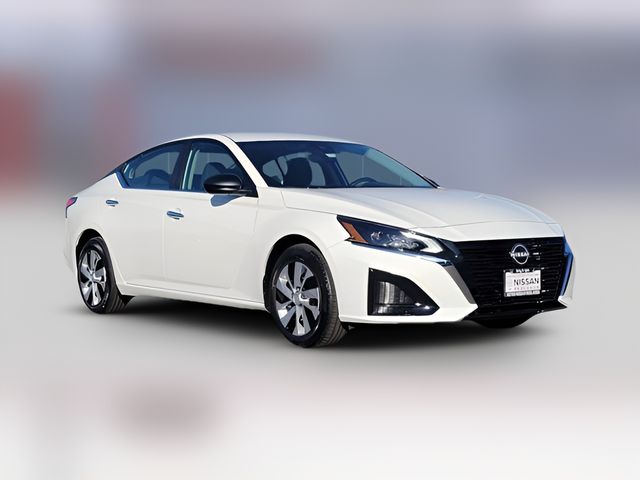 2025 Nissan Altima S