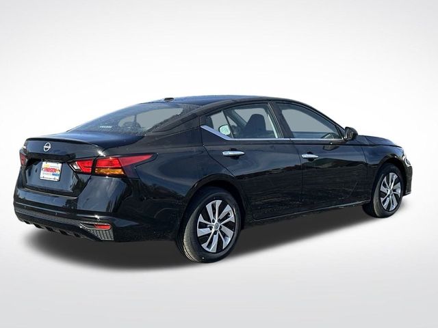 2025 Nissan Altima S