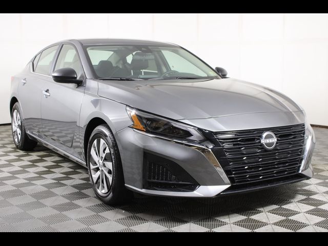 2025 Nissan Altima S