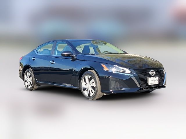 2025 Nissan Altima S