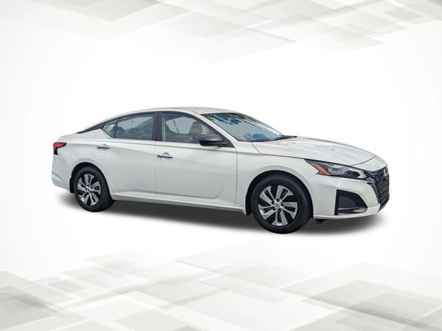 2025 Nissan Altima S