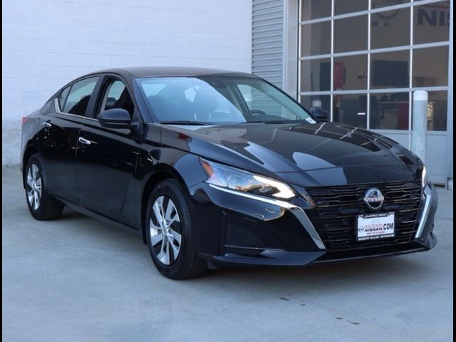 2025 Nissan Altima S