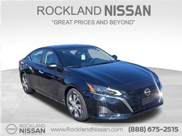 2025 Nissan Altima S