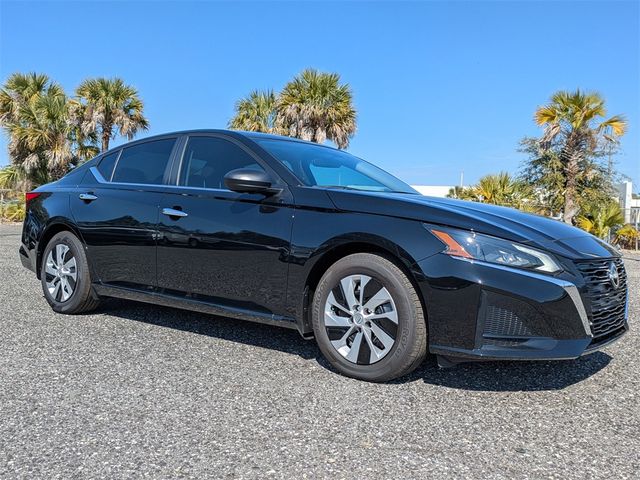 2025 Nissan Altima S