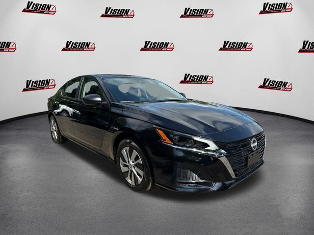 2025 Nissan Altima S