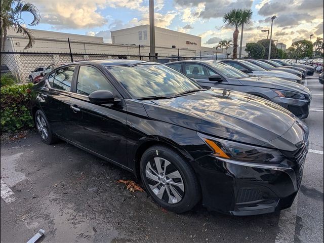 2025 Nissan Altima S