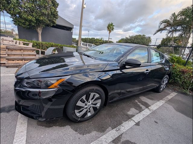 2025 Nissan Altima S