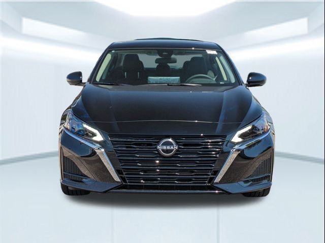 2025 Nissan Altima SL