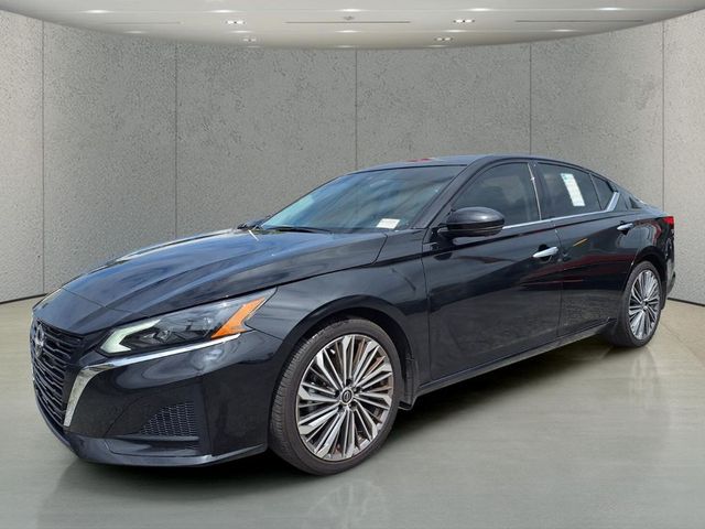 2025 Nissan Altima SL