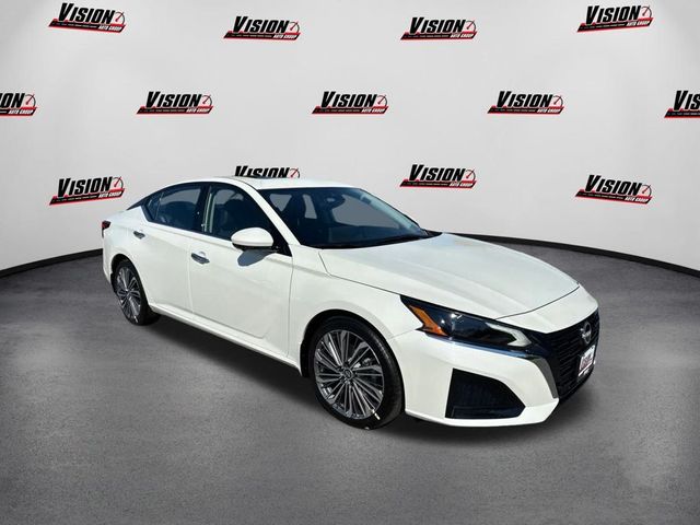 2025 Nissan Altima SL