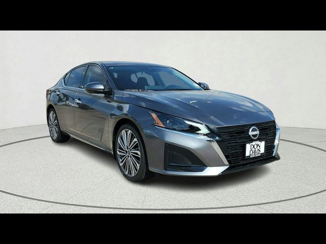 2025 Nissan Altima SL