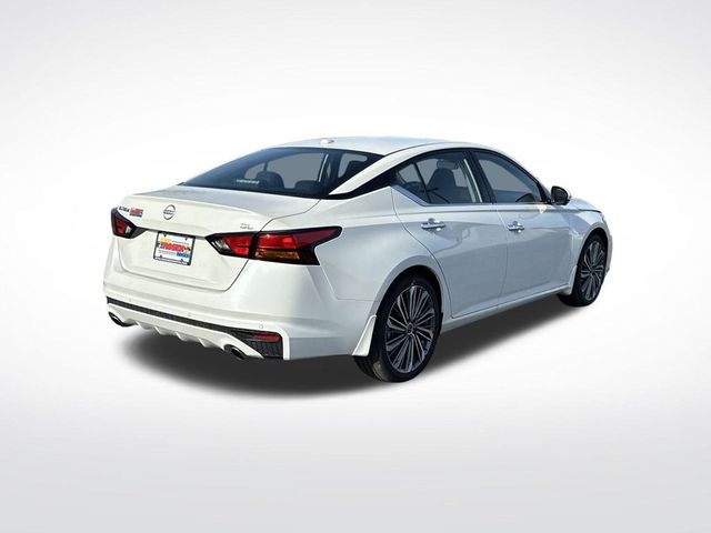 2025 Nissan Altima SL
