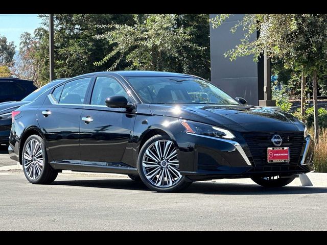 2025 Nissan Altima SL