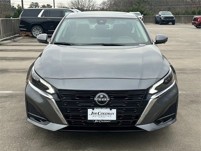 2025 Nissan Altima SL